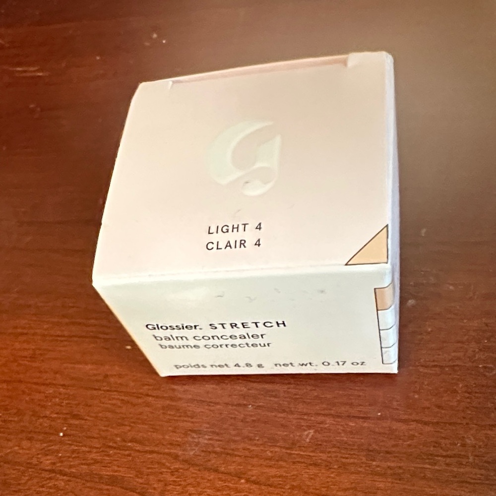 Glossier Stretch Balm Concealer - Light 4, Cream
